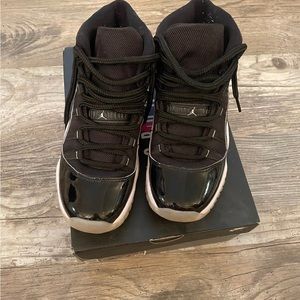 Jordan Retro 11 size 7y or women’s 8.5